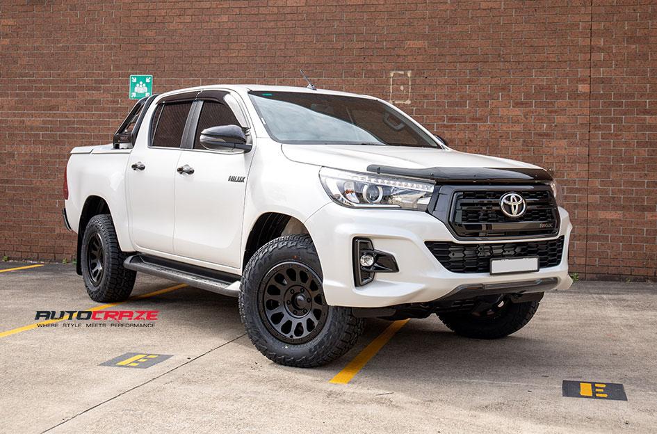 TOYOTA HILUX N80 4WD VECTOR MATTE BLACK